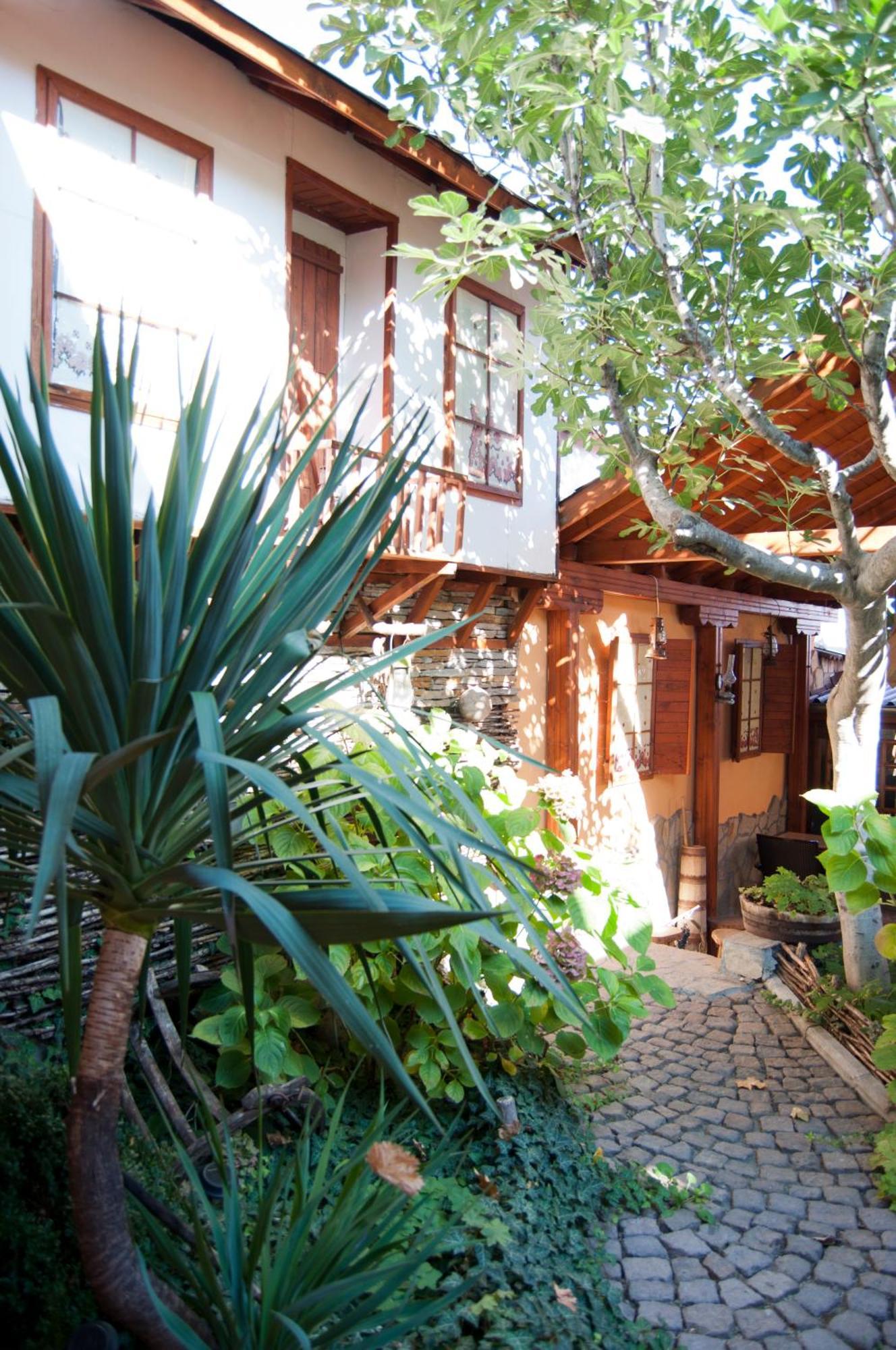 Family Hotel Ogi Assenowgrad Exterior foto