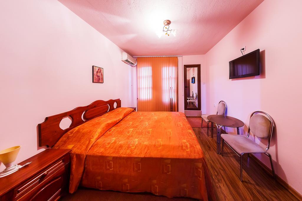 Family Hotel Ogi Assenowgrad Exterior foto